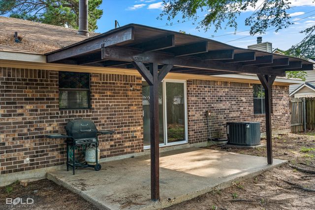 9123 Candlestick Lane, Shreveport, LA 71118