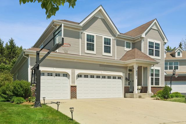2313 Avalon Drive, Buffalo Grove, IL 60089