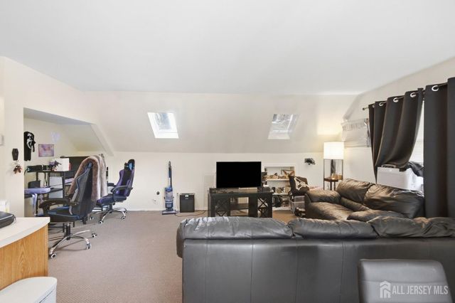 1033 Clinton Avenue, South Plainfield, NJ 07080
