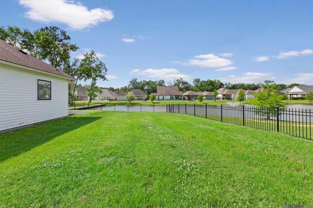 8326 Sully Dr, Baton Rouge, LA 70818