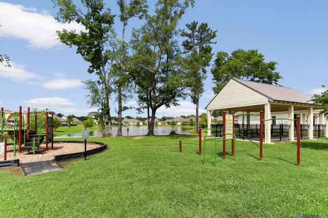 8326 Sully Dr, Baton Rouge, LA 70818