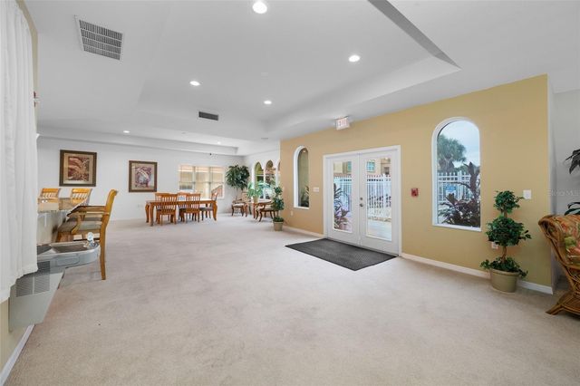 642 WELLS COURT 402, Clearwater, FL 33756