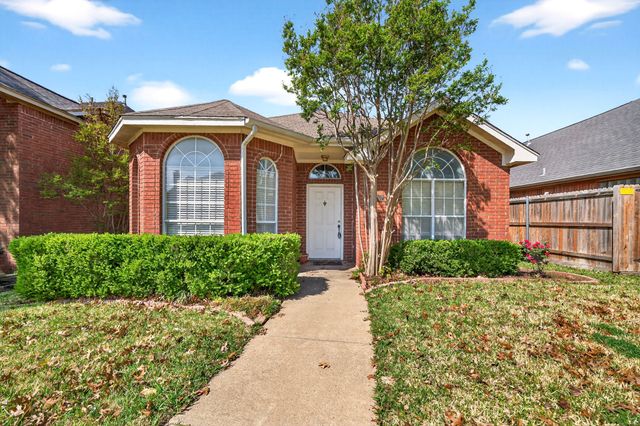 2207 Dallas Drive, Carrollton, TX 75006
