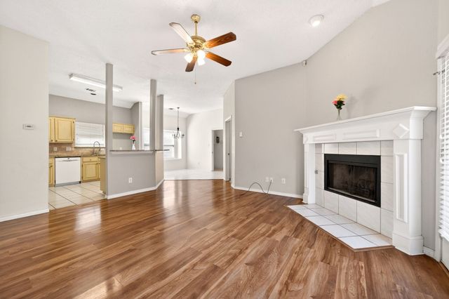 2207 Dallas Drive, Carrollton, TX 75006