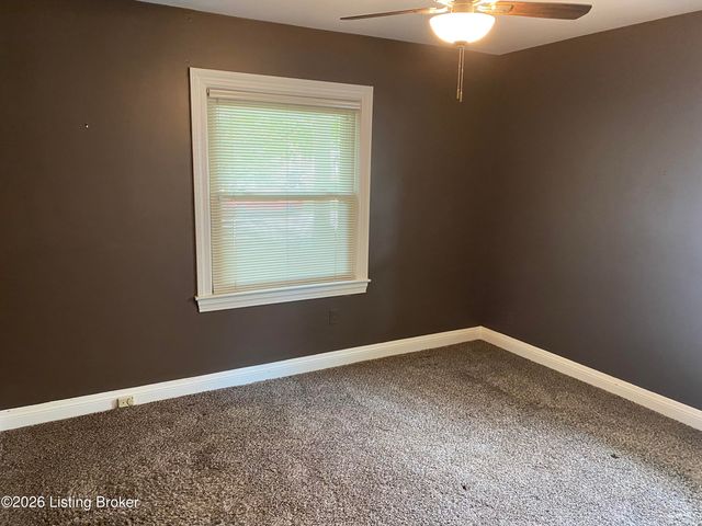 2644 Drayton Dr, Louisville, KY 40205