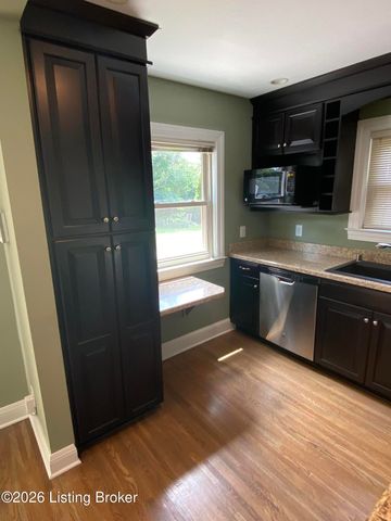 2644 Drayton Dr, Louisville, KY 40205