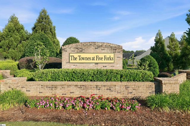 202 Ragin Court, Simpsonville, SC 29681
