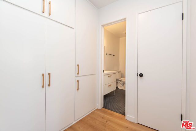 5935 Chula Vista Way 102, Los Angeles, CA 90068