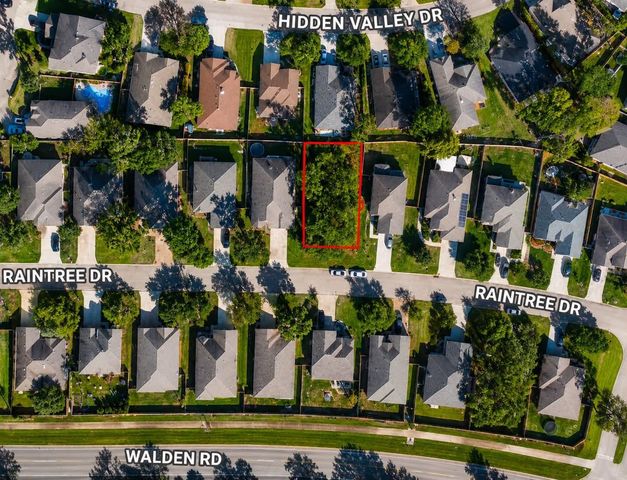13422 Raintree Drive, Montgomery, TX 77356