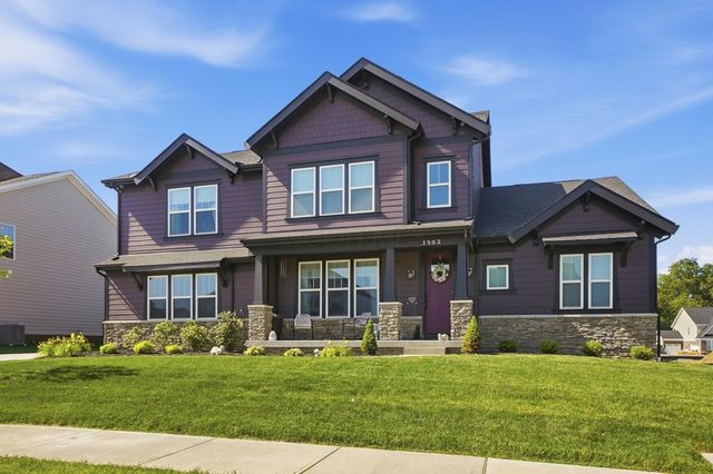 1302 Blueberry, Grove City, OH 43123