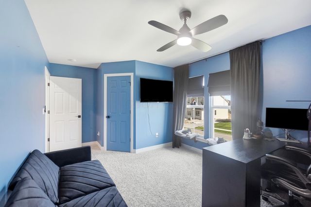 1302 Blueberry, Grove City, OH 43123