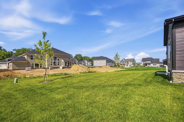 1302 Blueberry, Grove City, OH 43123