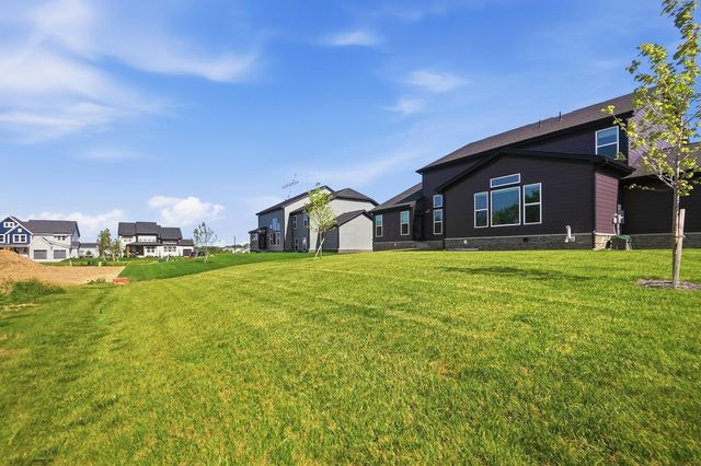 1302 Blueberry, Grove City, OH 43123