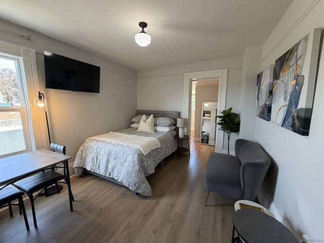 2174 Logan A, San Diego, CA 92113