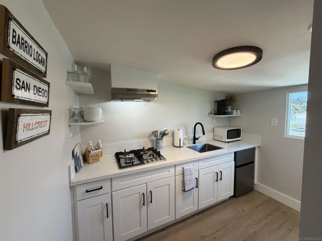 2174 Logan A, San Diego, CA 92113