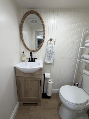 2174 Logan A, San Diego, CA 92113