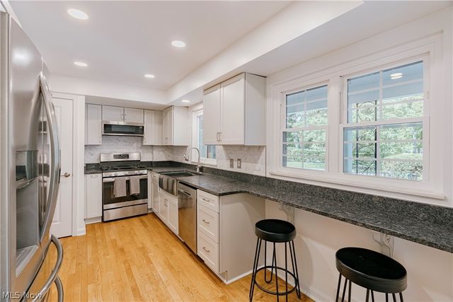 14721 S Woodland Road, Shaker Heights, OH 44120