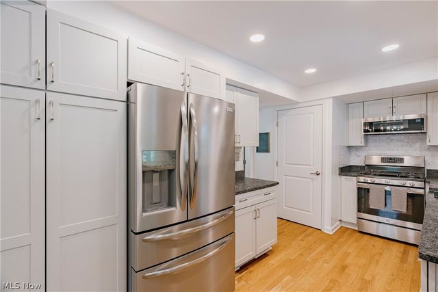 14721 S Woodland Road, Shaker Heights, OH 44120