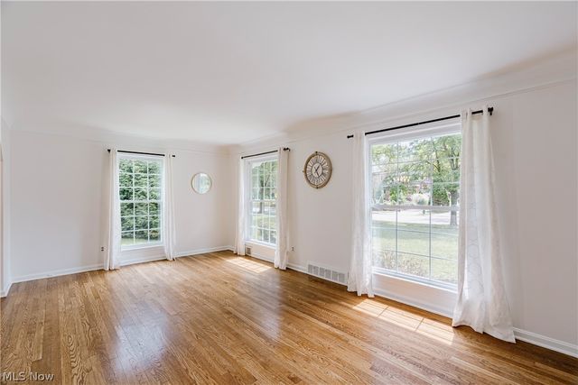 14721 S Woodland Road, Shaker Heights, OH 44120