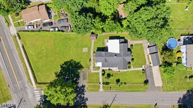 36 Leghorn Ave, Bridgewater Twp., NJ 08807