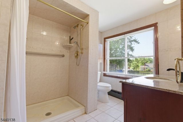 36 Leghorn Ave, Bridgewater Twp., NJ 08807
