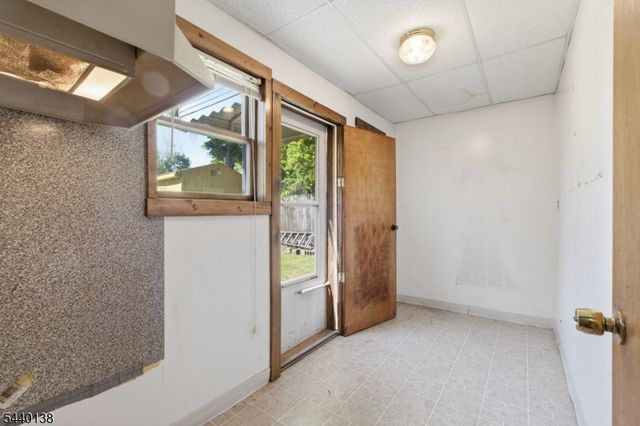 36 Leghorn Ave, Bridgewater Twp., NJ 08807