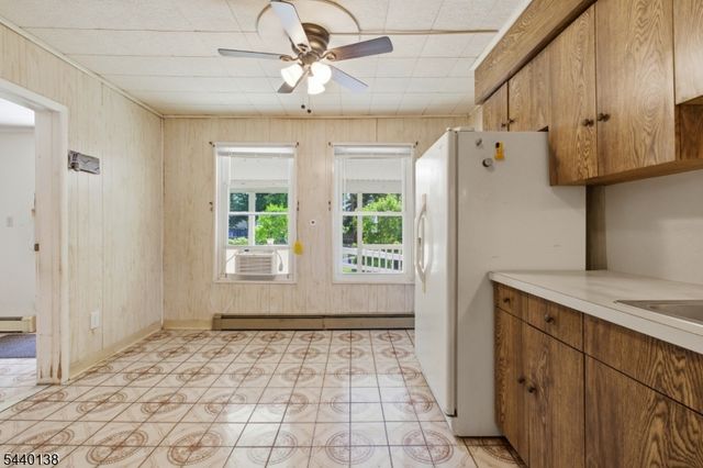 36 Leghorn Ave, Bridgewater Twp., NJ 08807