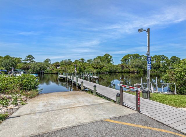 272 CAPTAINS COURT, North Port, FL 34287