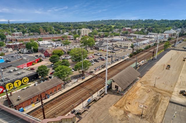 318 Pine Creek Avenue, Fairfield, CT 06824