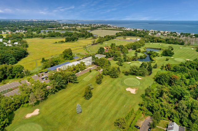 318 Pine Creek Avenue, Fairfield, CT 06824