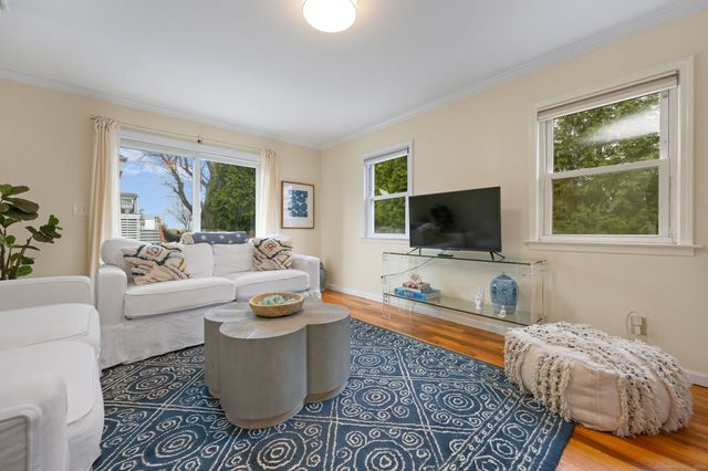 318 Pine Creek Avenue, Fairfield, CT 06824