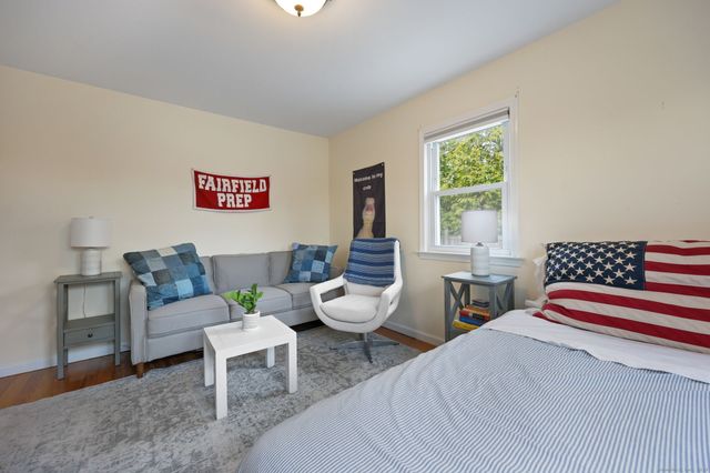 318 Pine Creek Avenue, Fairfield, CT 06824