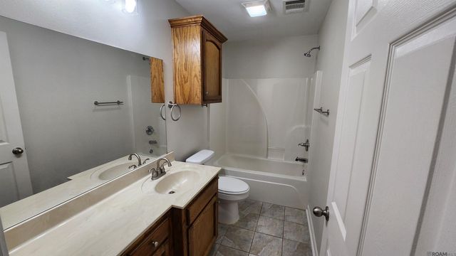 14623 Ocallaghan Ln, Baker, LA 70714