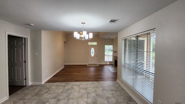 14623 Ocallaghan Ln, Baker, LA 70714