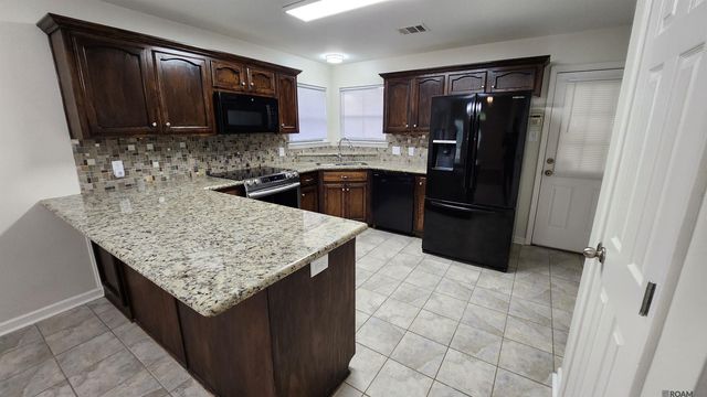 14623 Ocallaghan Ln, Baker, LA 70714