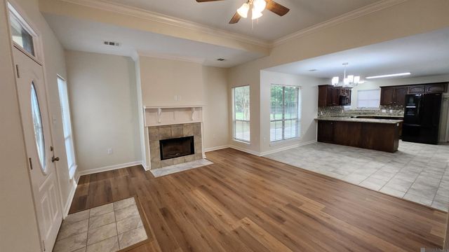 14623 Ocallaghan Ln, Baker, LA 70714