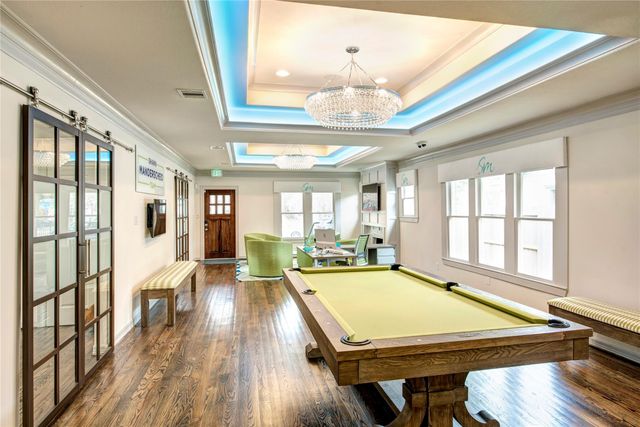 638 Heights Boulevard, Houston, TX 77007