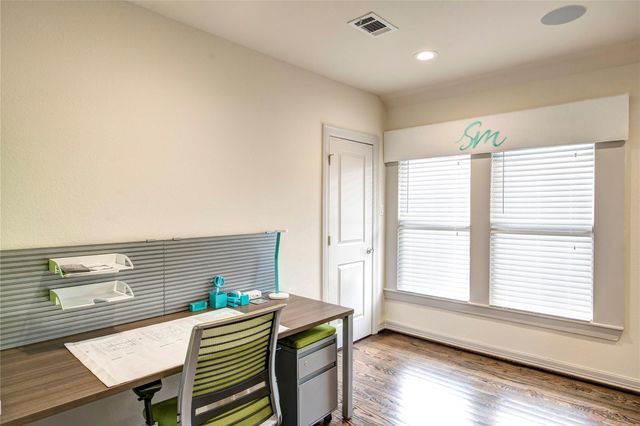 638 Heights Boulevard, Houston, TX 77007