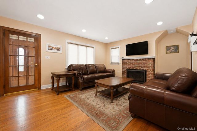 442 Langley Avenue, West Hempstead, NY 11552