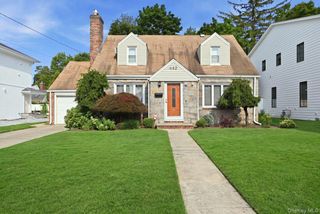 442 Langley Avenue, West Hempstead, NY 11552