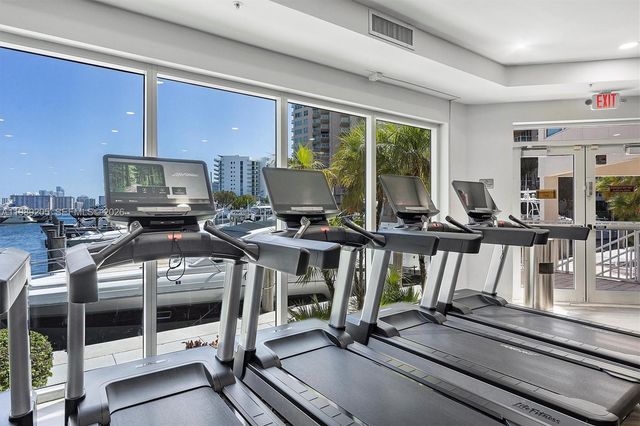 3340 NE 190th St 1808, Aventura, FL 33180