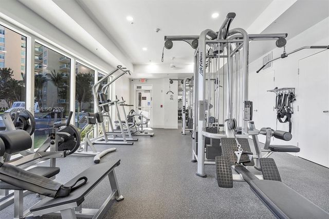 3340 NE 190th St 1808, Aventura, FL 33180