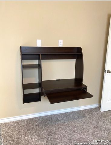 220 Byrd, Universal City, TX 78148