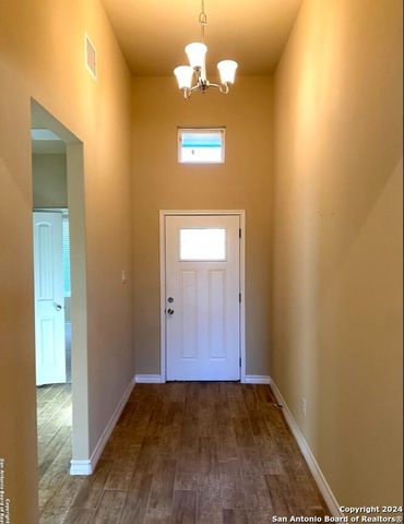 220 Byrd, Universal City, TX 78148