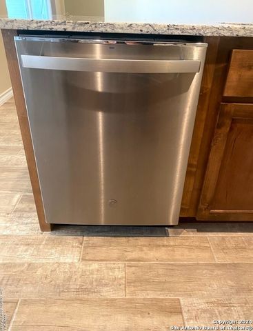 220 Byrd, Universal City, TX 78148