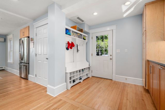 128 Pleasant St, Milton, MA 02186