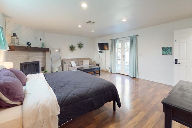 586 Marie Ave, Yuba City, CA 95991