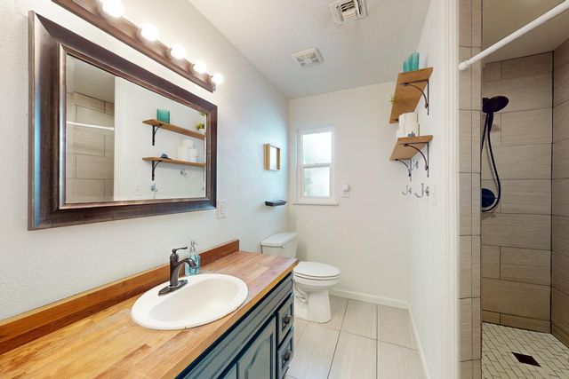 586 Marie Ave, Yuba City, CA 95991