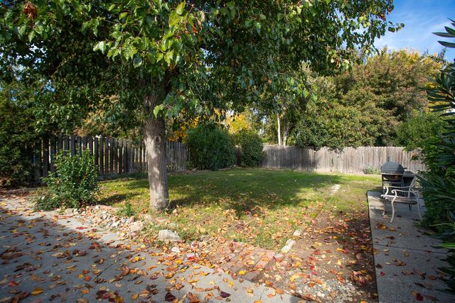 586 Marie Ave, Yuba City, CA 95991