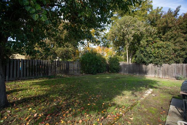 586 Marie Ave, Yuba City, CA 95991